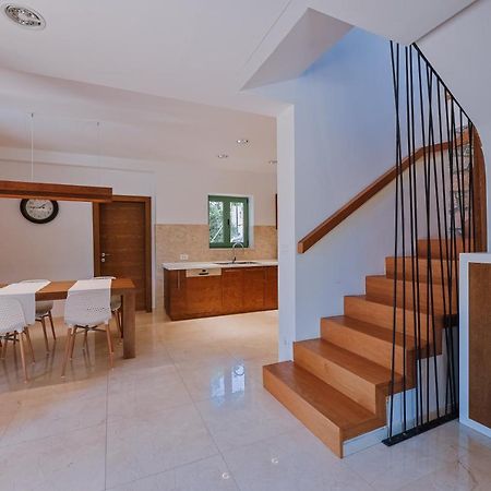 Vila Stala Malinska Εξωτερικό φωτογραφία